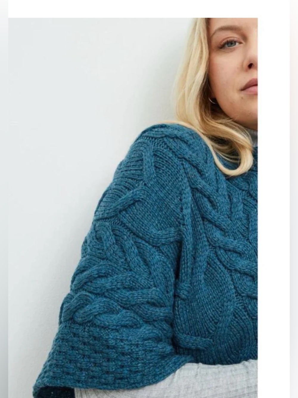 Aran Mills Cable Knit Triangular Poncho Merino Wool , One size - Picture 6 of 11